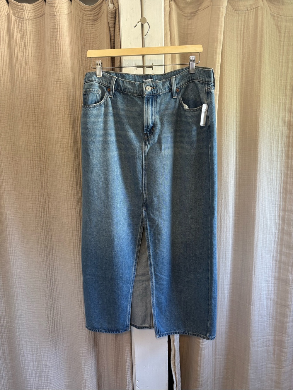 NWT Old Navy Drapey Denim Midi Skirt- 10